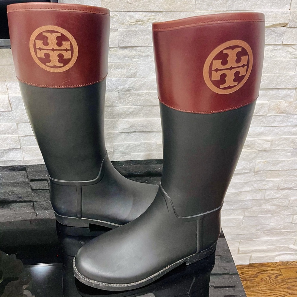 TORY BURCH CLASSIC RAIN BOOTS